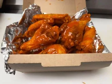 Chicken Wings (8)